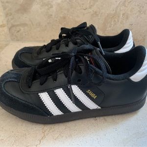 adidas Unisex-Child Samba Classic Soccer Shoe